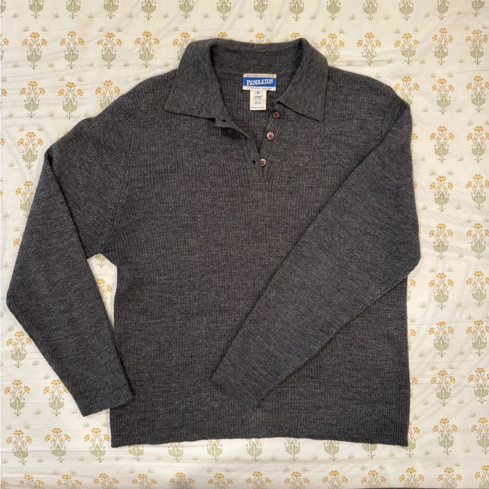 Pendleton Vintage collared wool long sleeve shirt/sweater
